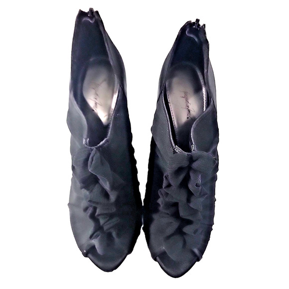 Jacqueline Ferrar Jovana Black Chiffon Ruffle Stilleto Shoes Sz 7.5 M - Picture 7 of 16